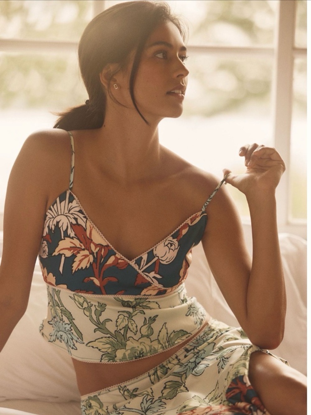 NWT Anthropologie Lyrebird Silky V-Neck Cutout Cami Ivory Size Medium - Picture 4 of 4